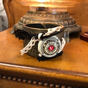 Vintage champagne cap leather bracelet